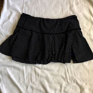 COPY - Lululemon black and white polka dotted skirt
